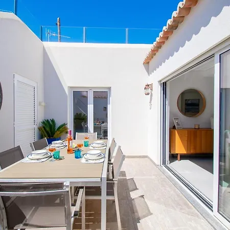 Casa Colmeia - Charming 2-bedroom *
