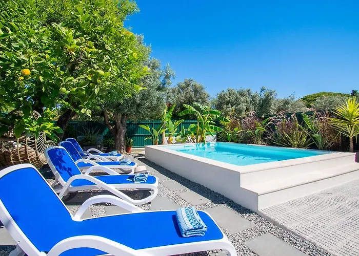Casa Colmeia - Charming 2-bedroom *