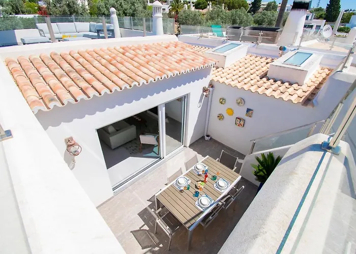 Dom wakacyjny Casa Colmeia - Charming 2-bedroom *