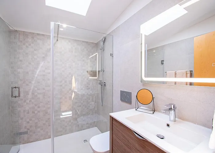 Dom wakacyjny Casa Colmeia - Charming 2-bedroom Carvoeiro (Lagoa)