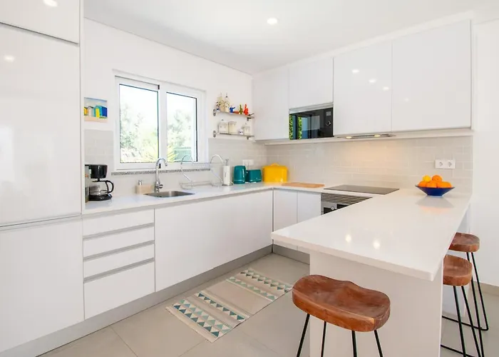 Dom wakacyjny Casa Colmeia - Charming 2-bedroom *